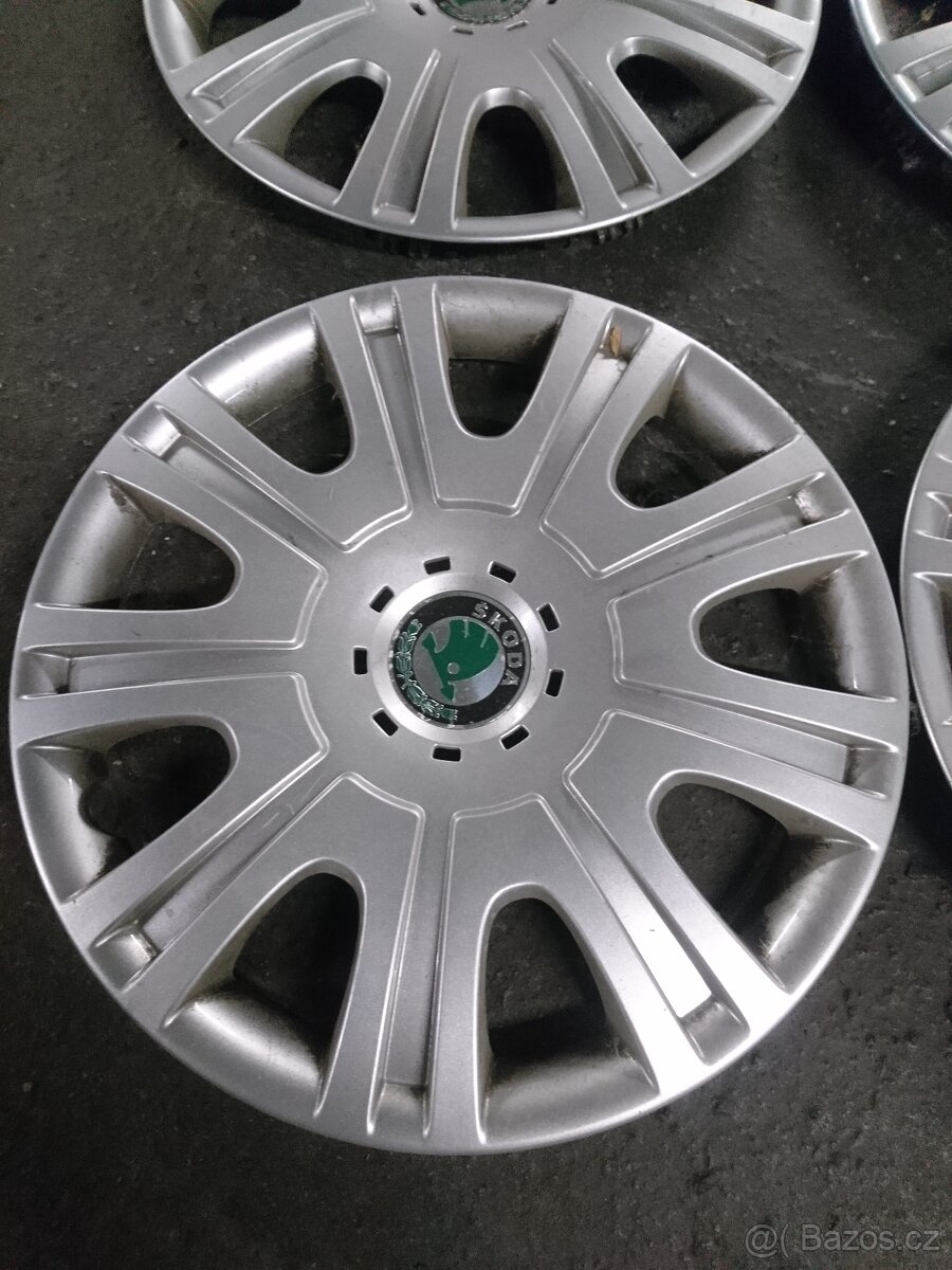 Orig. poklice Škoda 15"