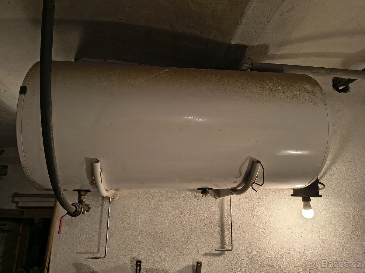 Prodám dva ohřívače vody