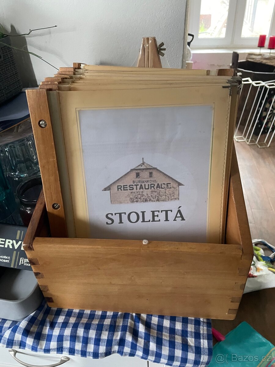 Menu do restaurace s dřevěnou krabicí