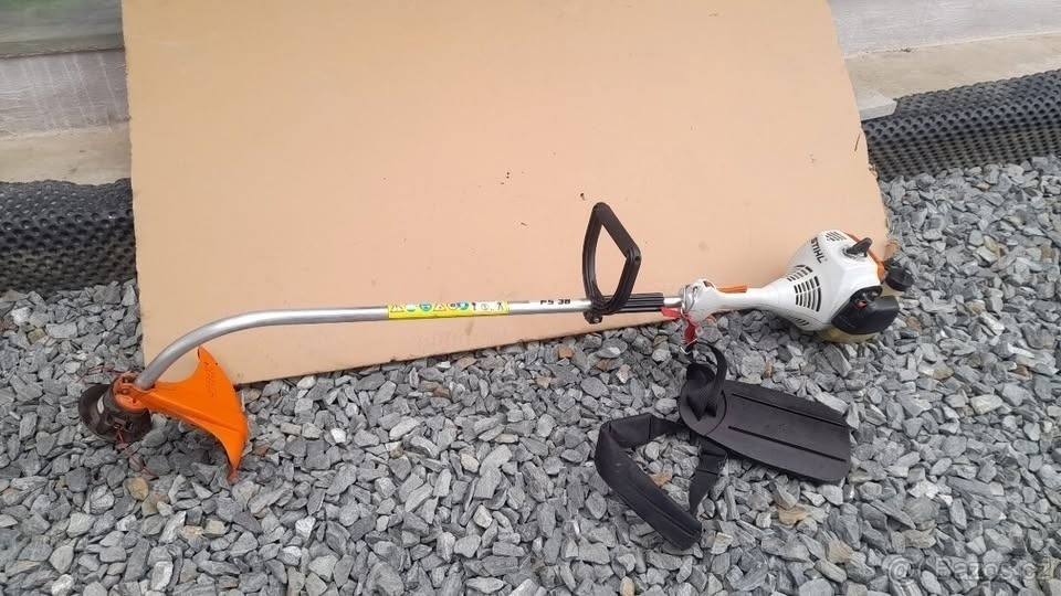 Benzínový vyžínač Stihl FS 38