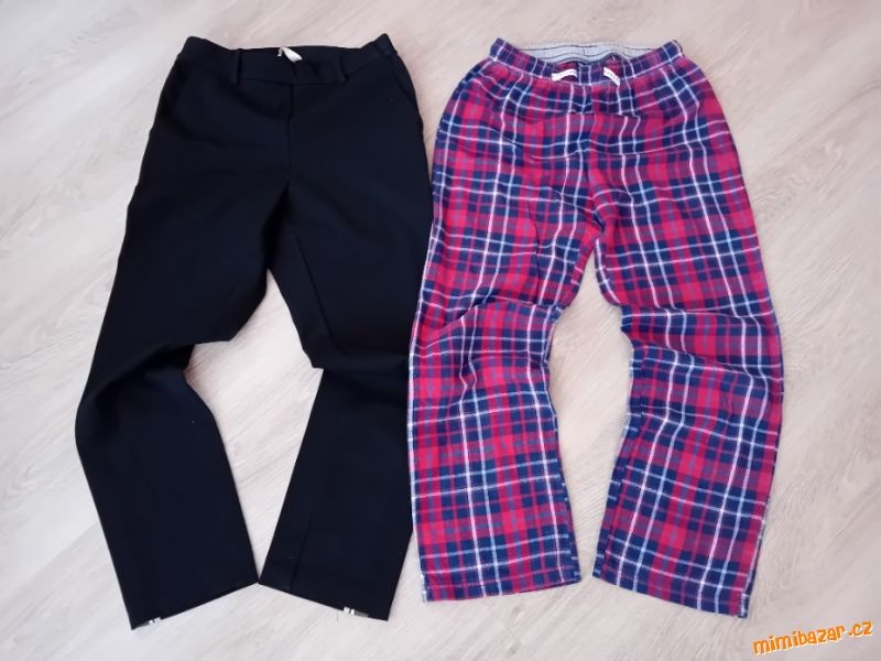 DĚTSKÉ HEZKÉ KALHOTY - vel.140-146 / zn. H&M