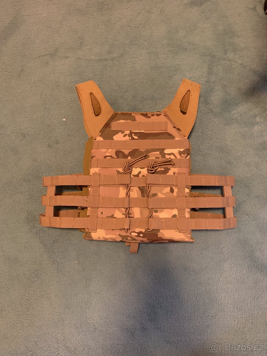 Airsoftová hrudní vesta