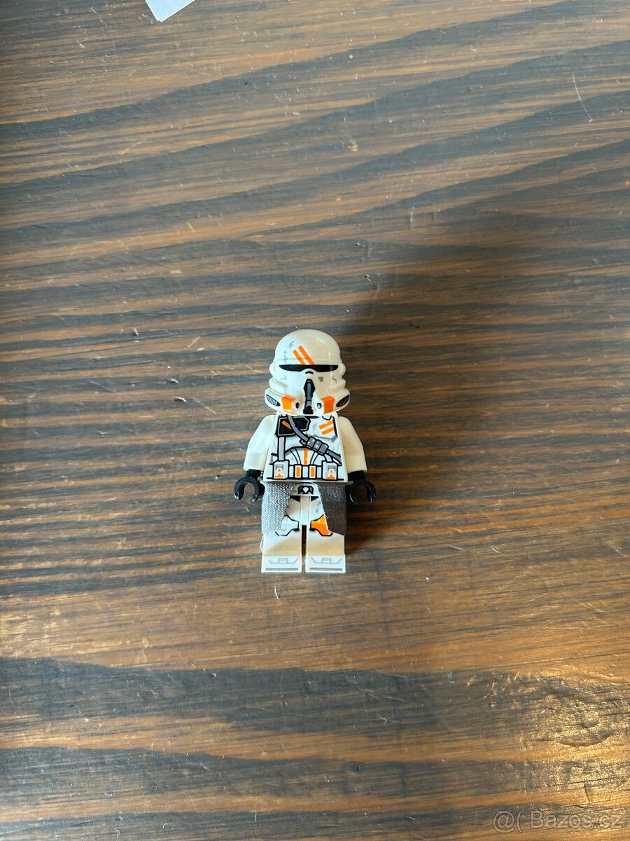 Lego Star Wars minifigurka Clone Airborne Trooper