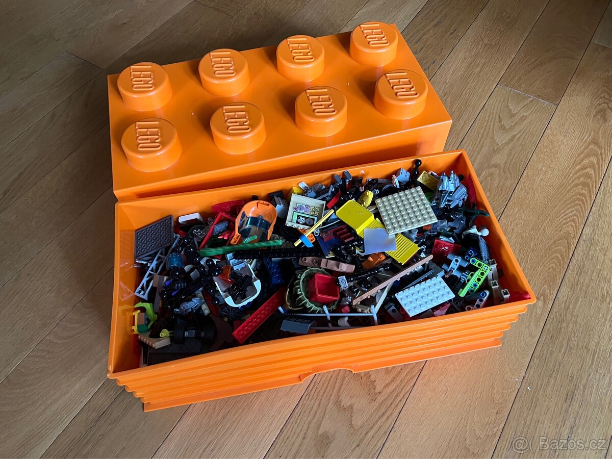 LEGO na váhu – směs z různých sad + dárek od 5 kg