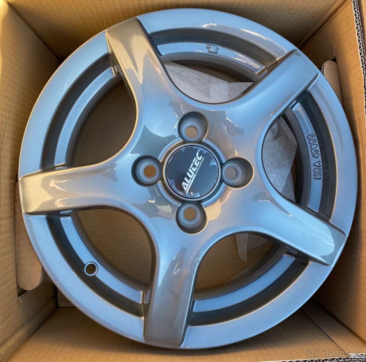 4x100 R14 5,5J ET43 ALUTEC Grip Graphit