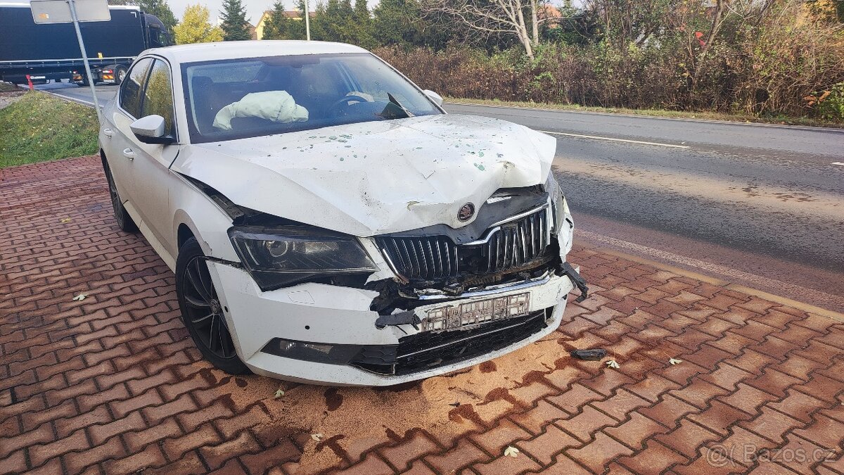Škoda Superb 9/2015