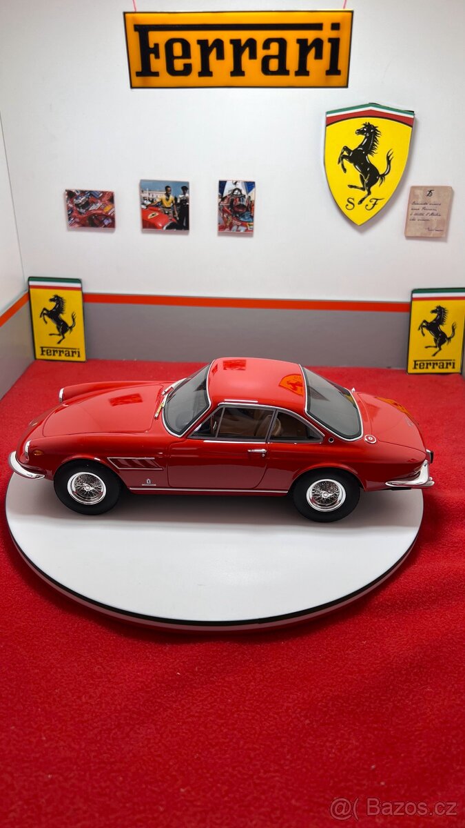 Ferrari 330 GTC 1:18 CMR