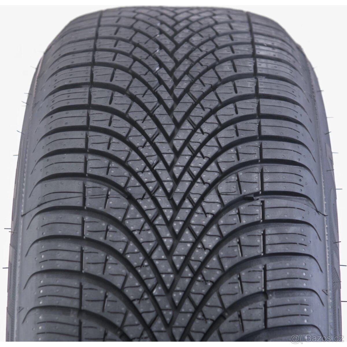 Debica Navigator 3 225/40 R18 92V - celoroční pneu