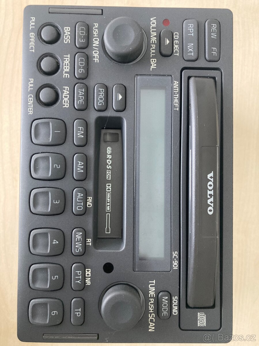 Originál autorádio Volvo