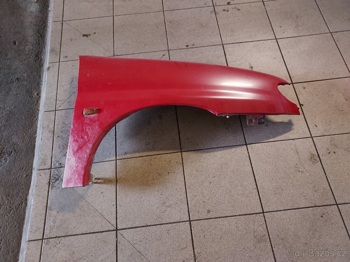 pravý přední blatník na Citroen Berlingo 1