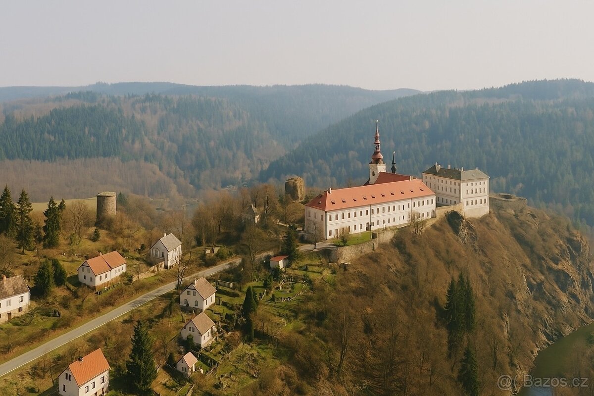 Prodej pozemku pro komerční výstavbu, 7700 m2 - Manětín - Ra