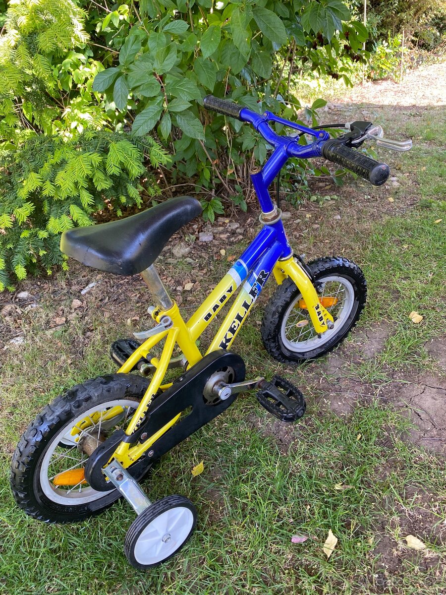 Dětské kolo s postranními kolečky