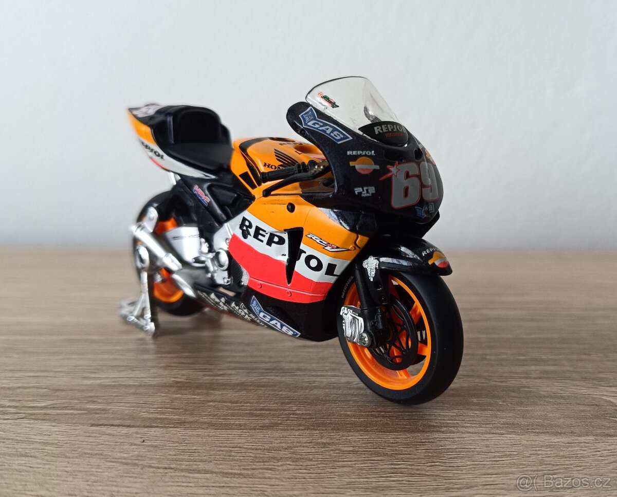 Nicky Hayden 1:18 MotoGP