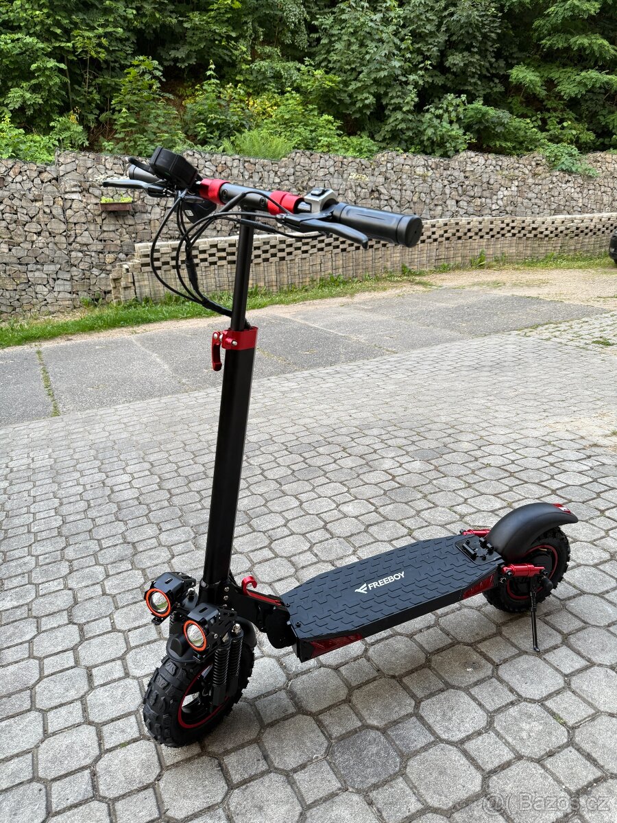 Elektrická koloběžka, 1200 W, 48V, 18 Ah