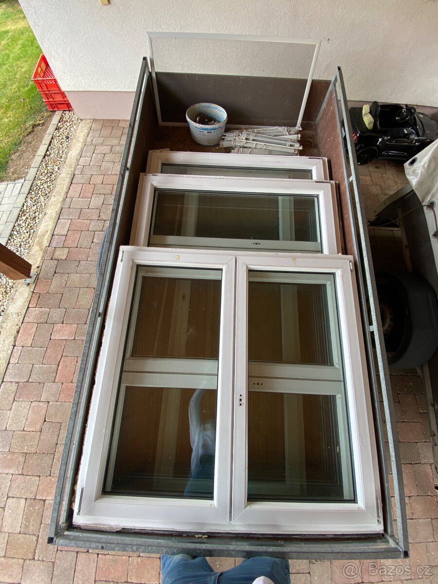 Prodám plastová okna a dveře