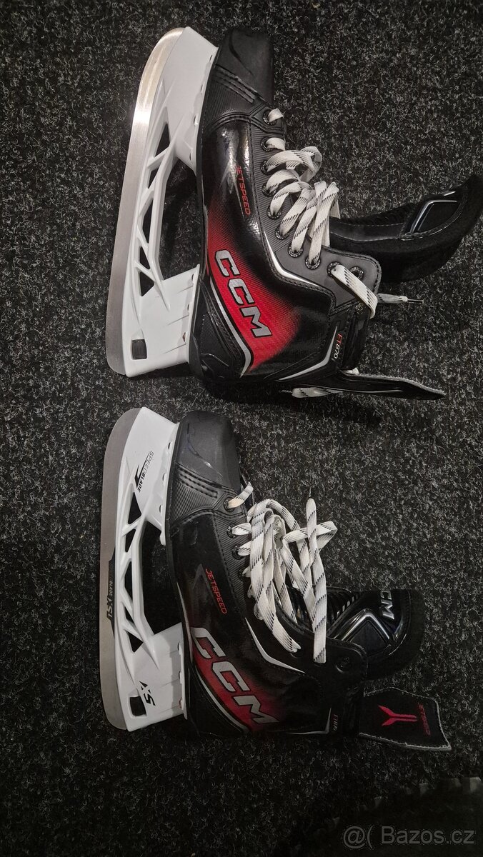 Brusle CCM JETSPEED FT870 SR vel. 45, nebo 9,5