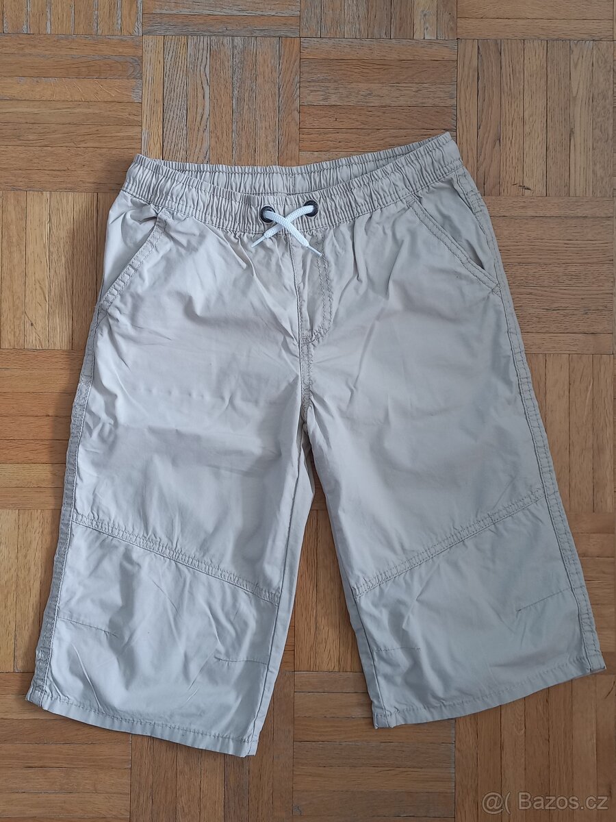 Plátěné 3/4 kraťasy béžové pro kluky YFK vel. 11-12