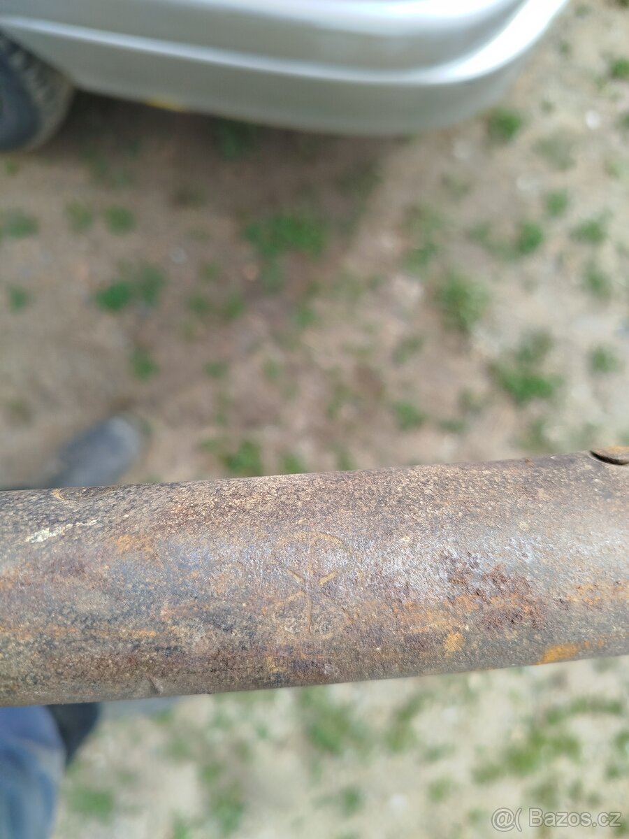 Lopata z parní lokomotivy