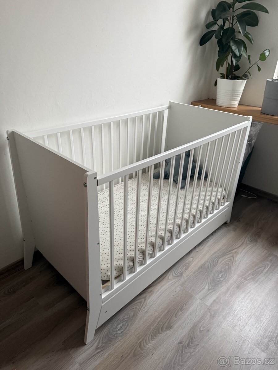 Prodám dětskou postýlku