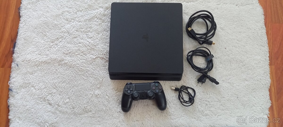 Playstation 4 500GB slim