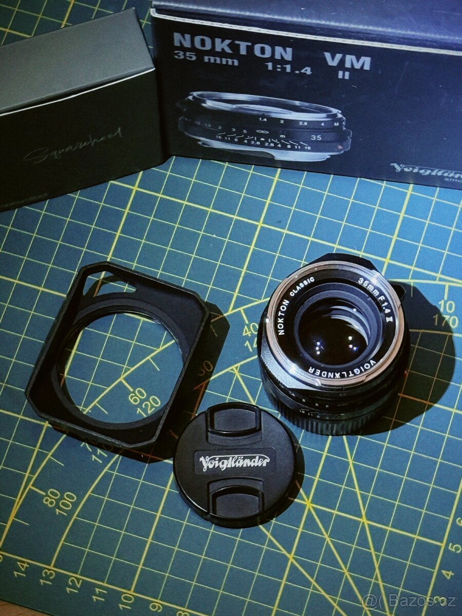 VOIGTLÄNDER 35 mm f/1,4 Nokton VM II pro Leica M + Squarehoo