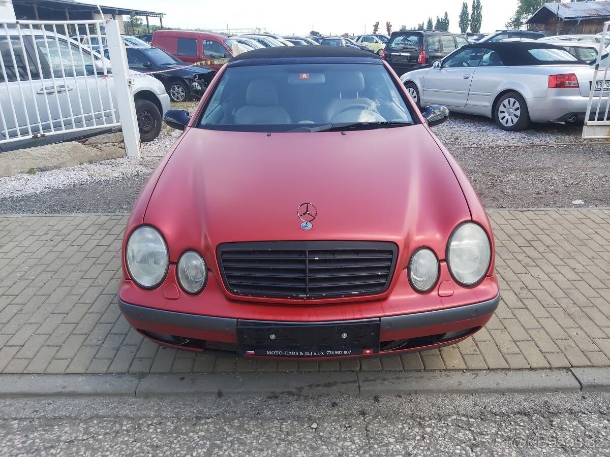 Mercedes-Benz CLK 320i