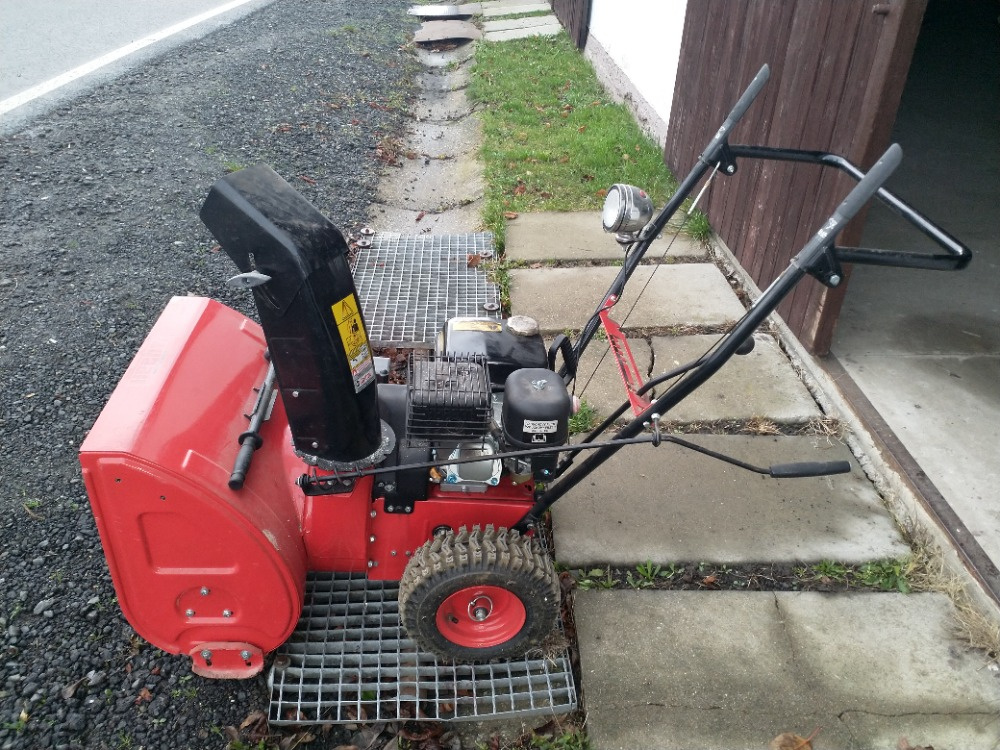 Sněhová fréza Hecht