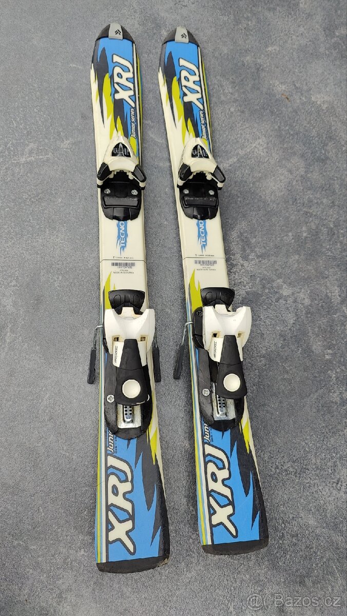 Dětské lyže 89cm, hůlky 85cm, boty zdarma