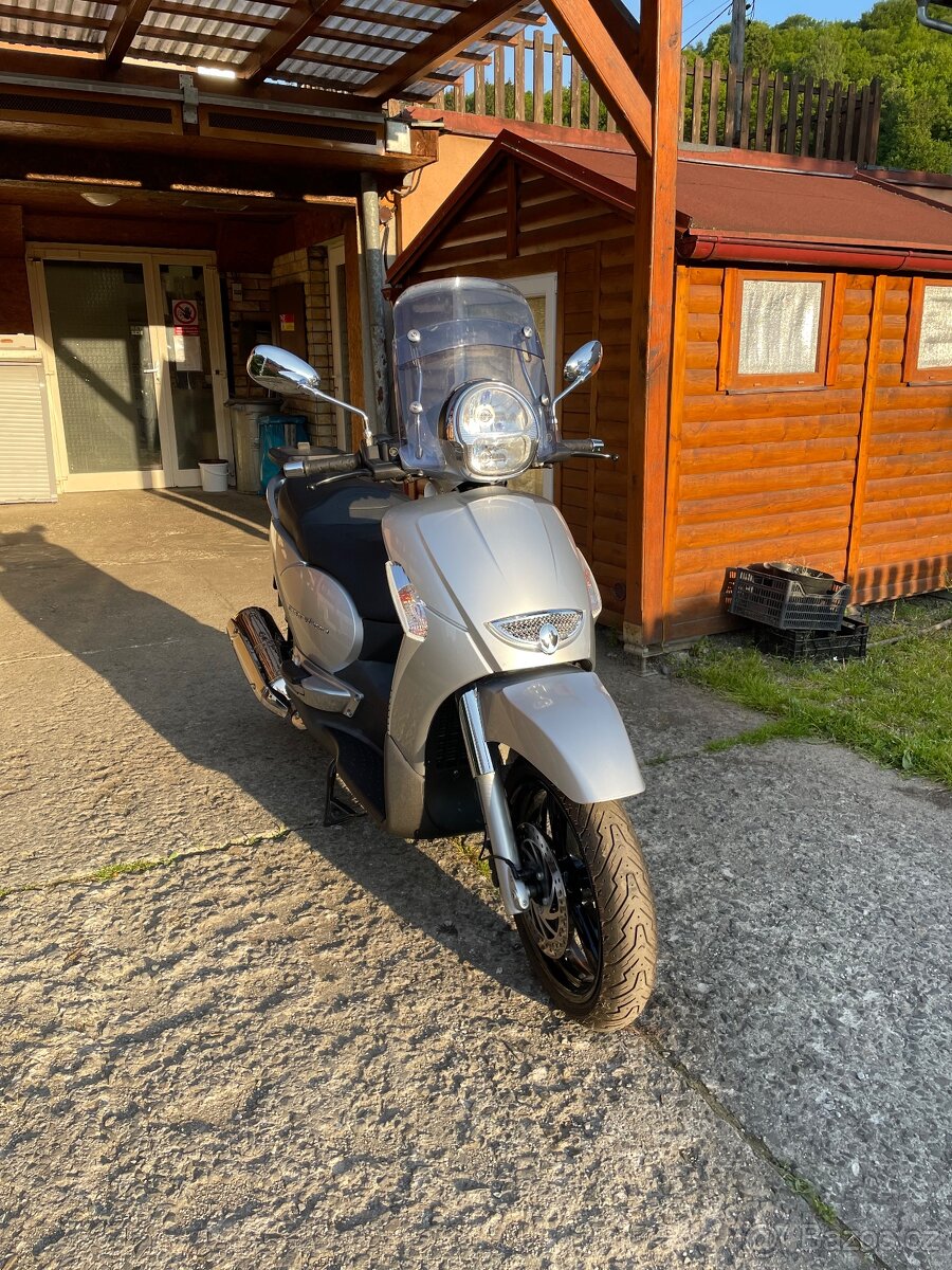 Aprilia Scarabeo 500