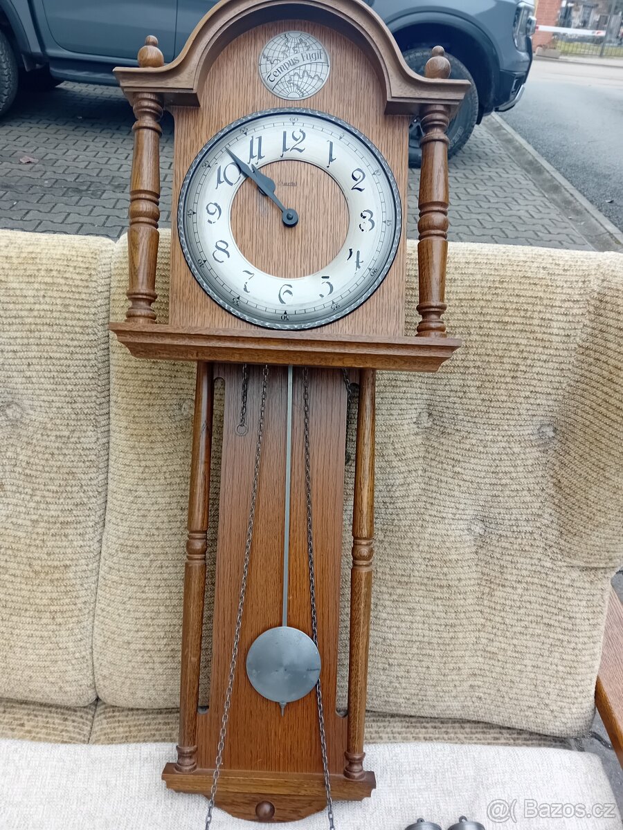 staré, německé závěsné hodiny Hermle