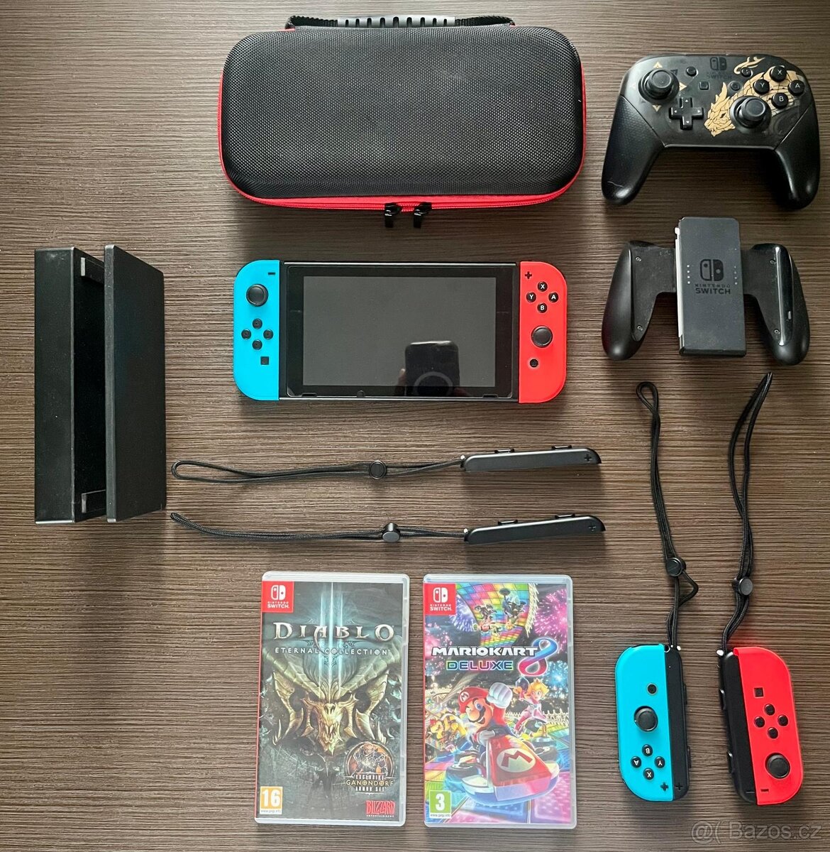Nintendo Switch + hry a příslušenství