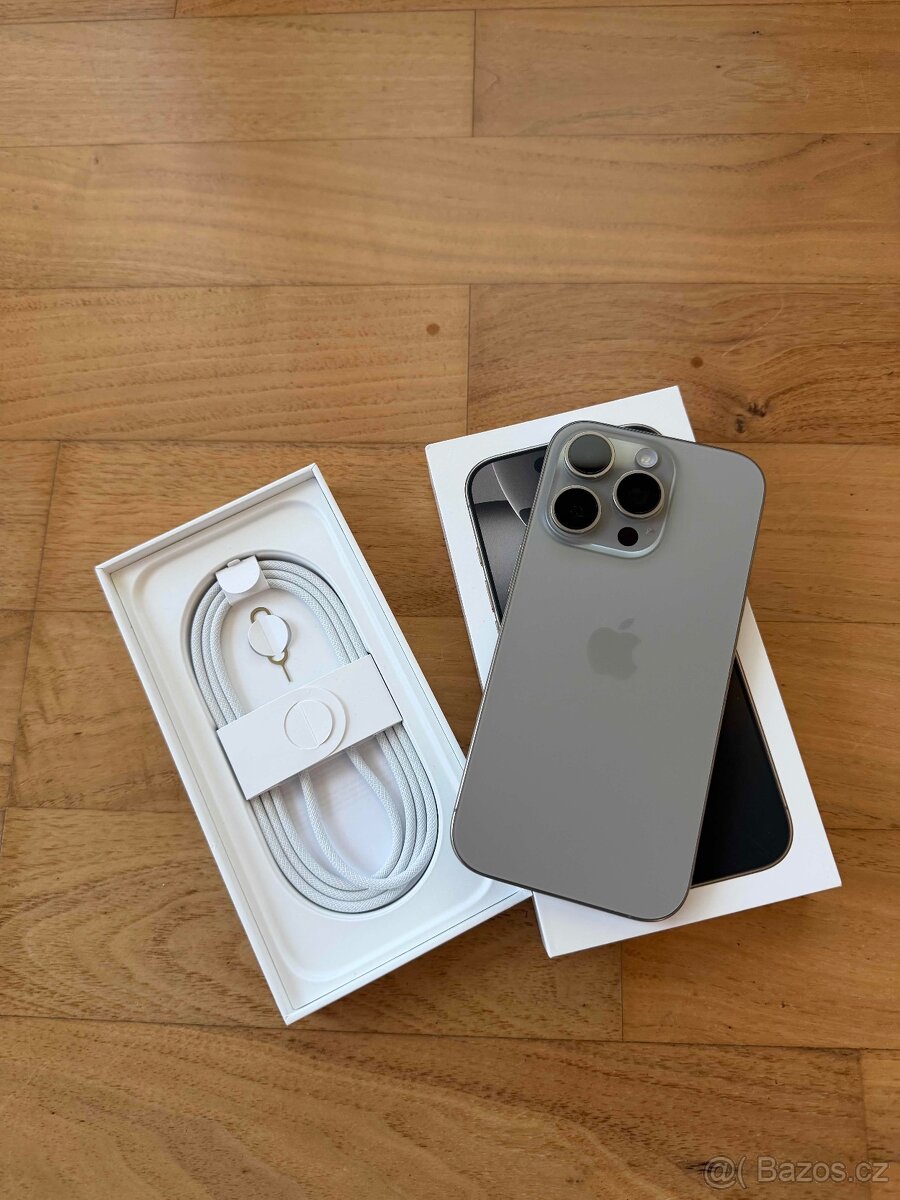 iPhone 16 Pro 128 GB přírodní titan - TOP stav