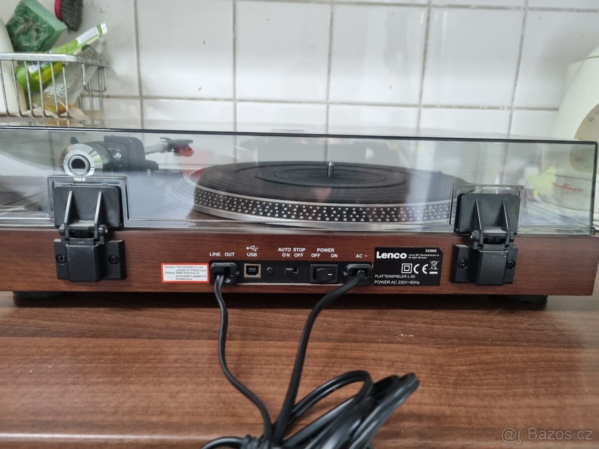 Gramofon LENCO L-90