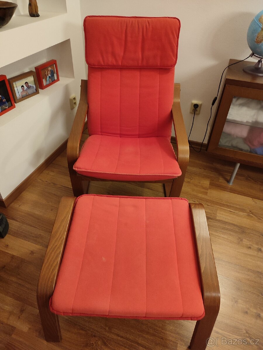 Křeslo s podnožkou