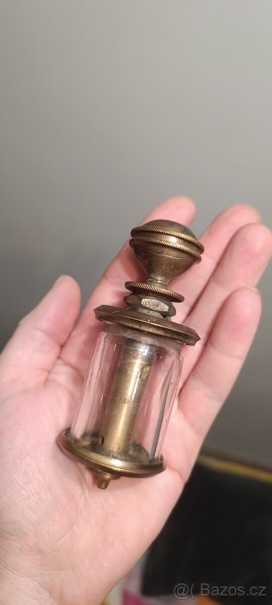 mosazná kapací maznice
