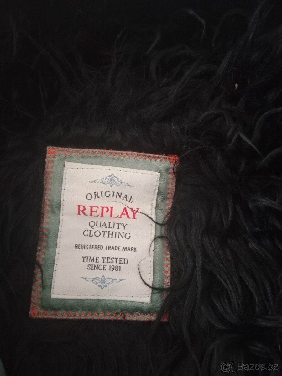 Kabátek Replay