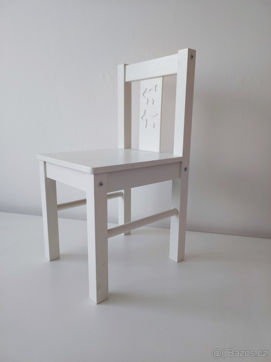 4 dřevěné židličky Ikea bílé