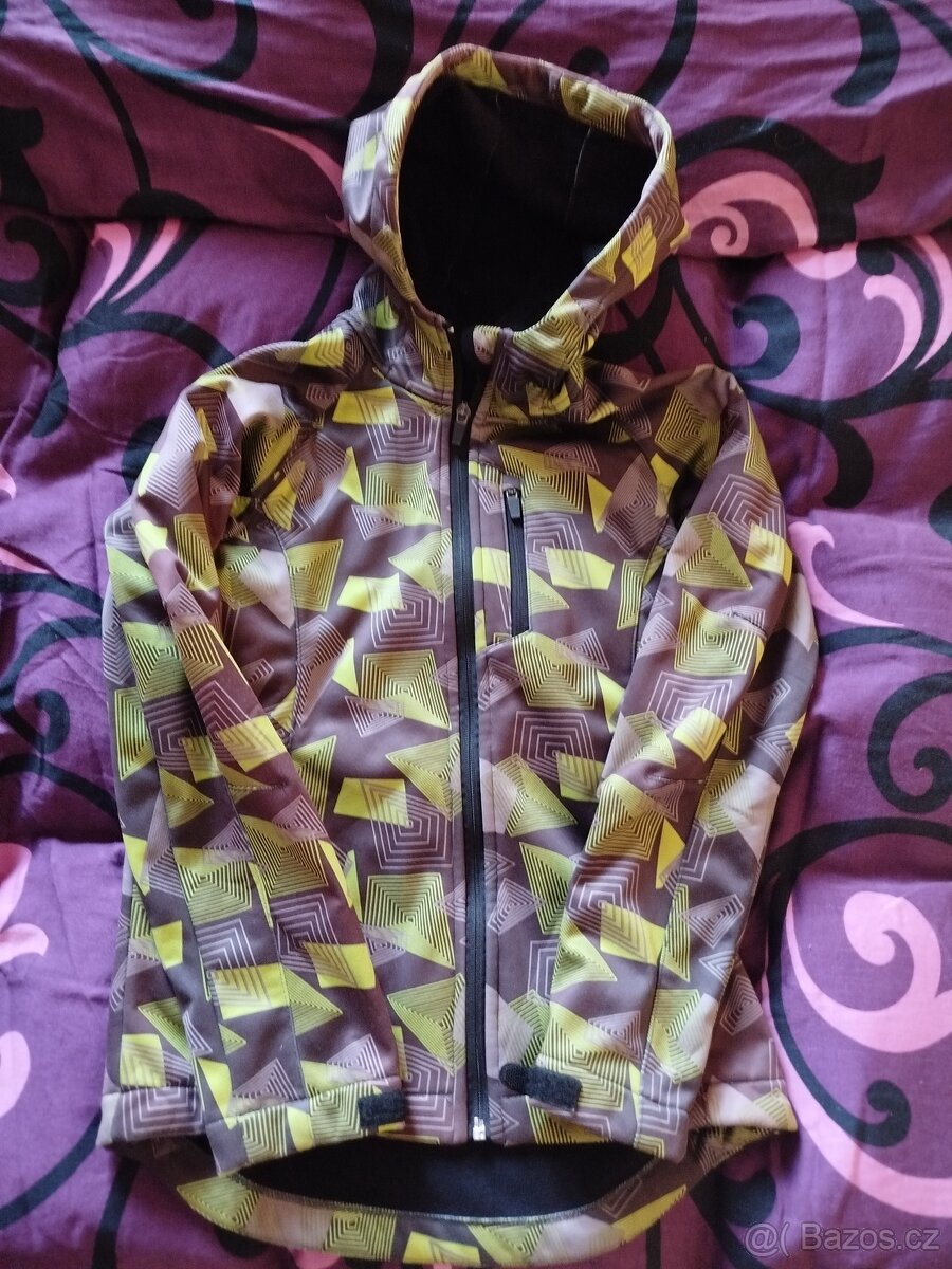 Chlapecká softshellová bunda 134/140