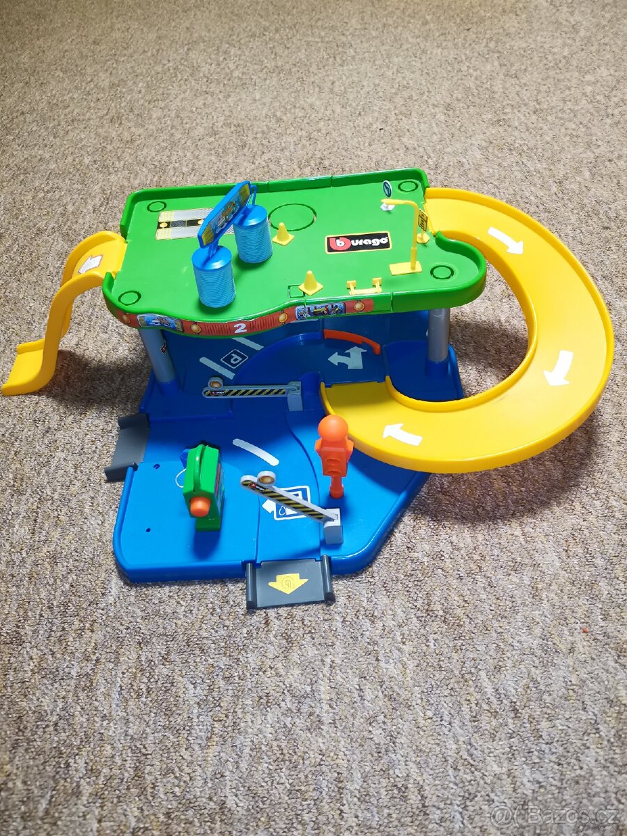 Bburago patrová garáž