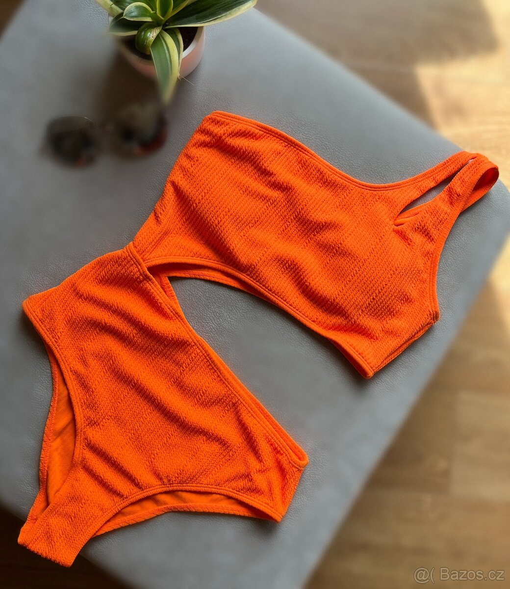 Luxusní pestré oranžové stylové, jednodílné plavky vel. M
