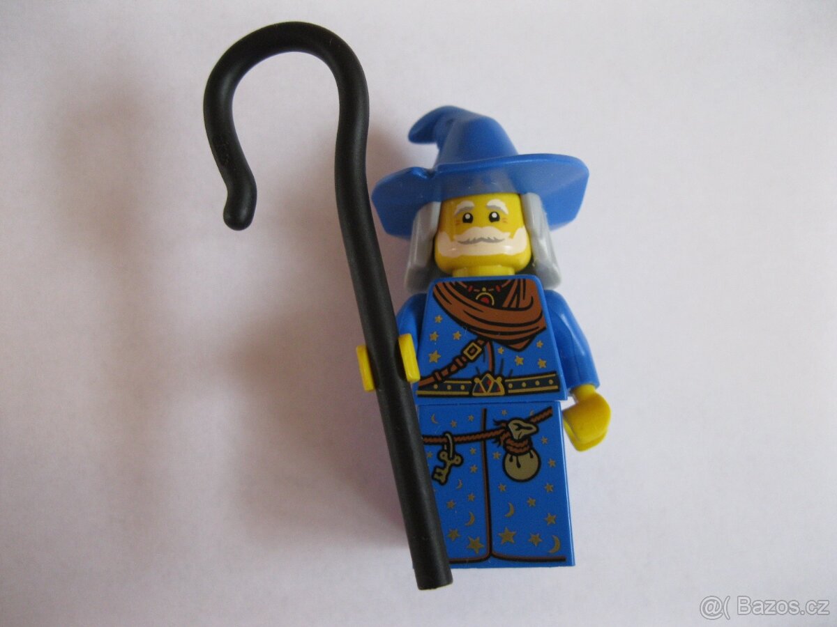 Lego figurka kouzelník / čaroděj,letící sova, lektvar, kniha