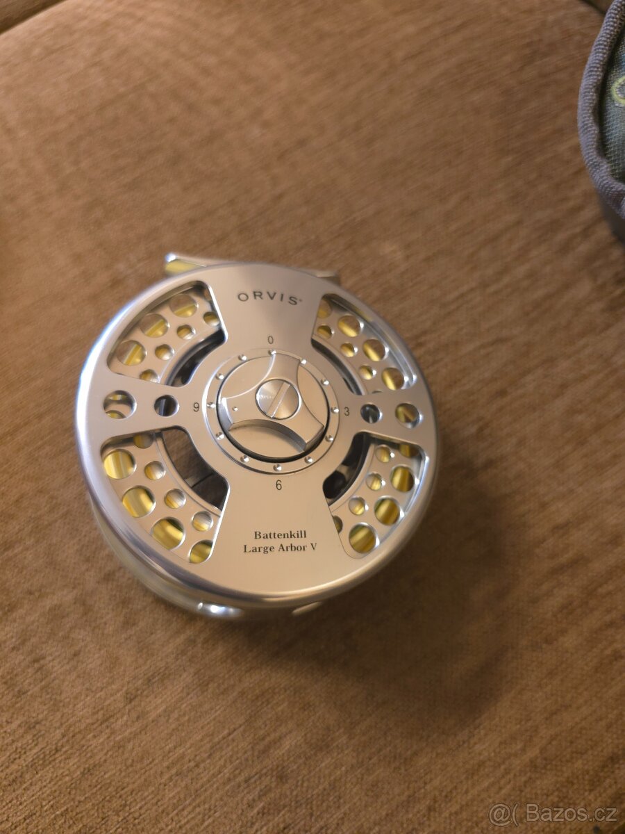 ORVIS Battenkill Large Arbor V