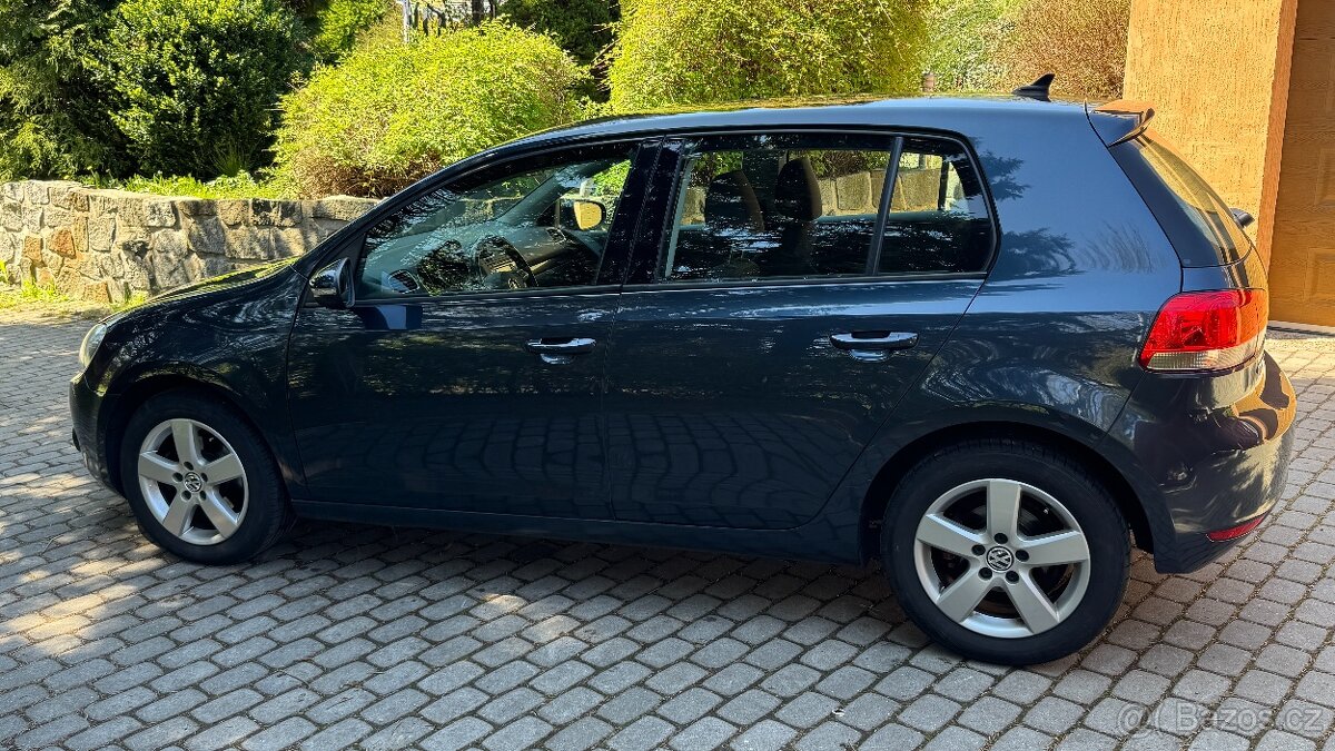 Volkswagen GOLF VI 2010, 1.6 TDi 77kW
