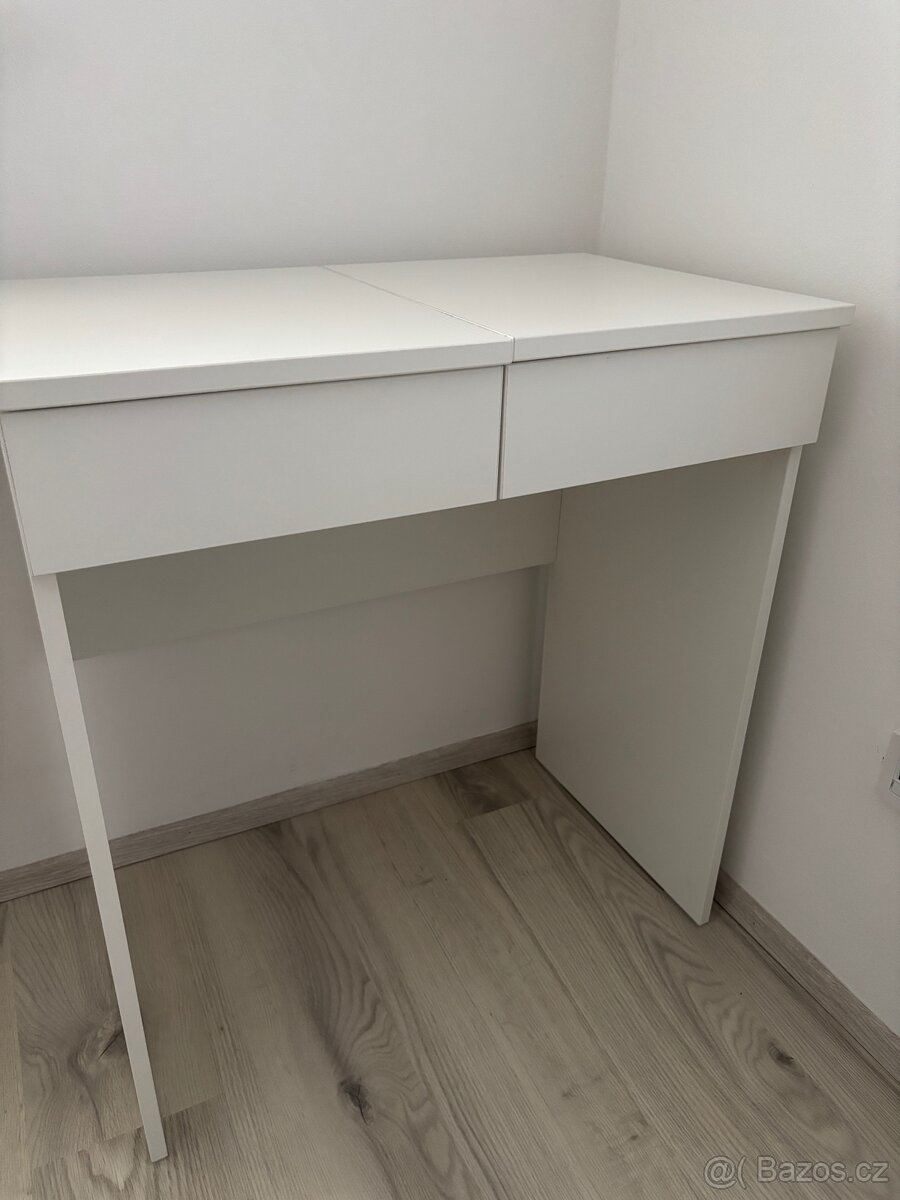 Toaletní stolek IKEA BRIMNES