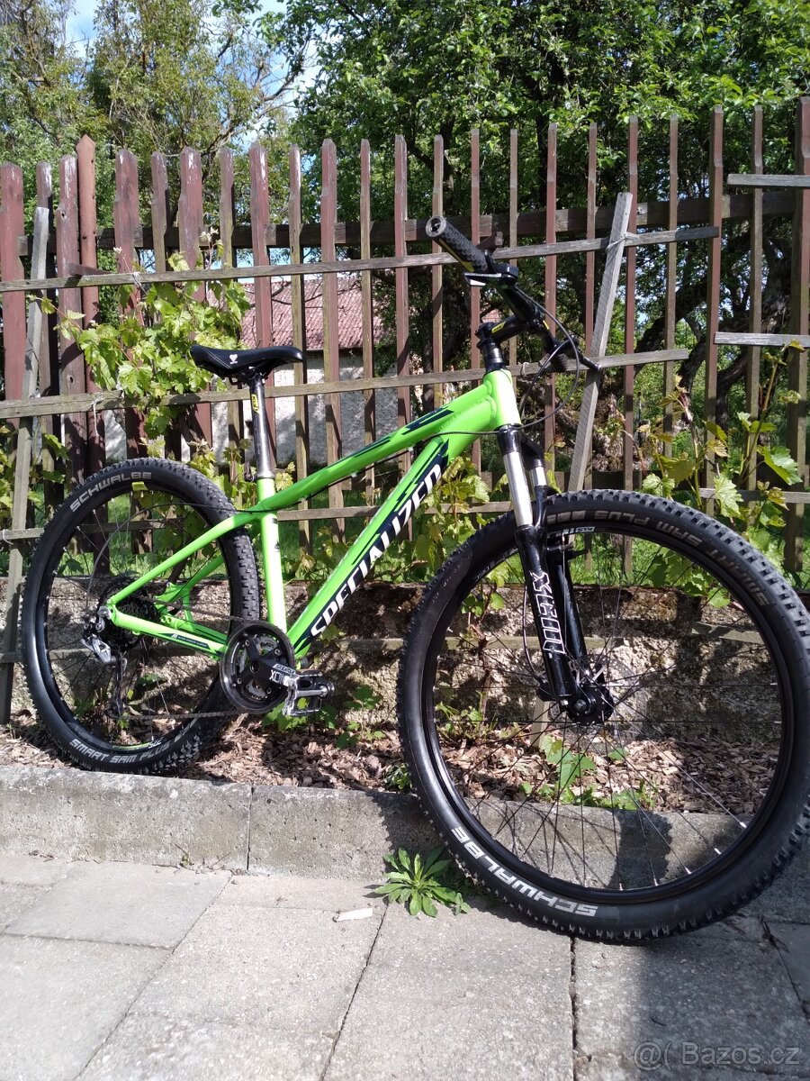 Prodám horské kolo,Specialized S