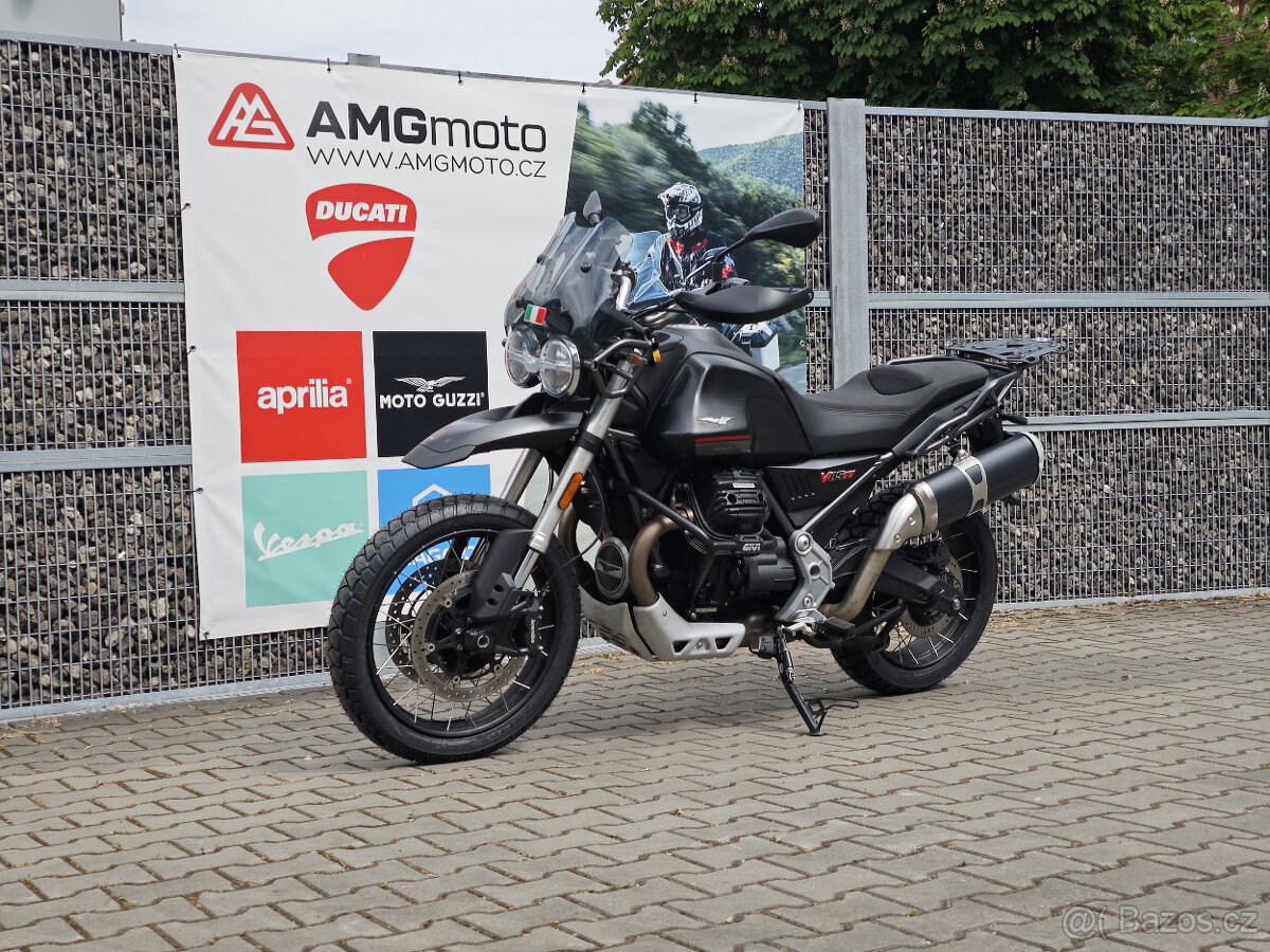 Moto Guzzi V85TT Nero Etna