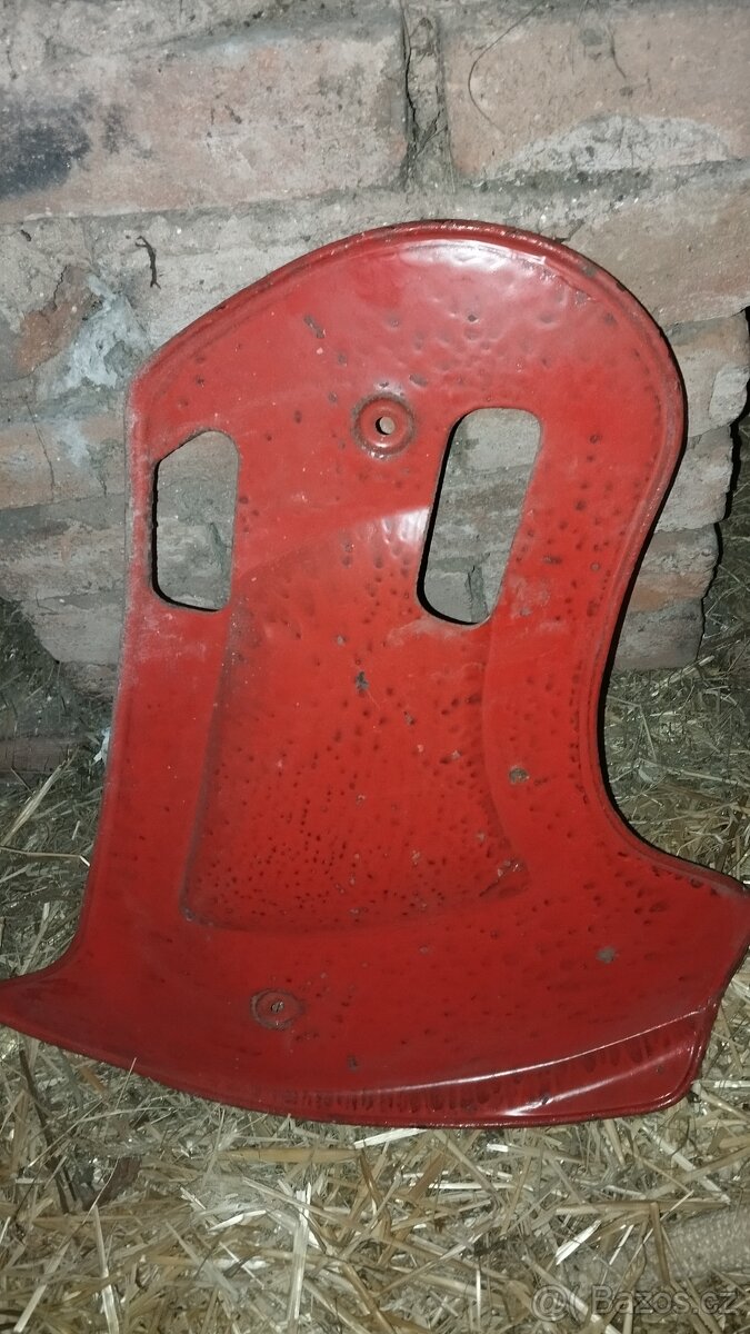 Boční kryty motoru jawa