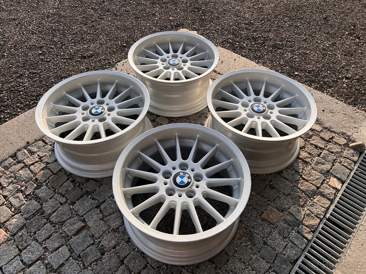 17” BMW styling 32 - konkávní
