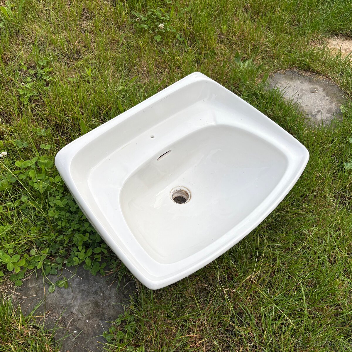 🧼 Hezké keramické umyvadlo SIKO UNI