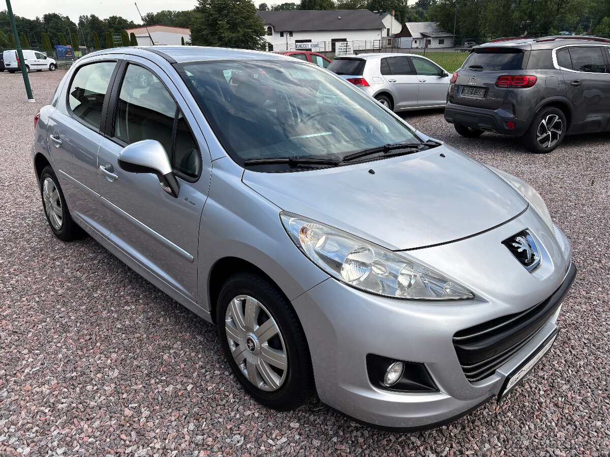 Peugeot 207 1,4i 8V,původ CZ,servis,CEBIA,
